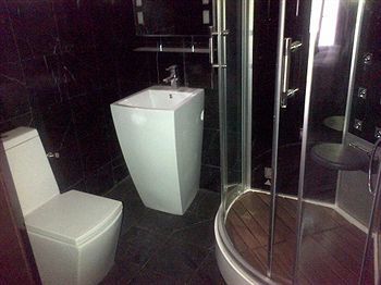 Quo Vadis Hotel Abuja Exterior foto